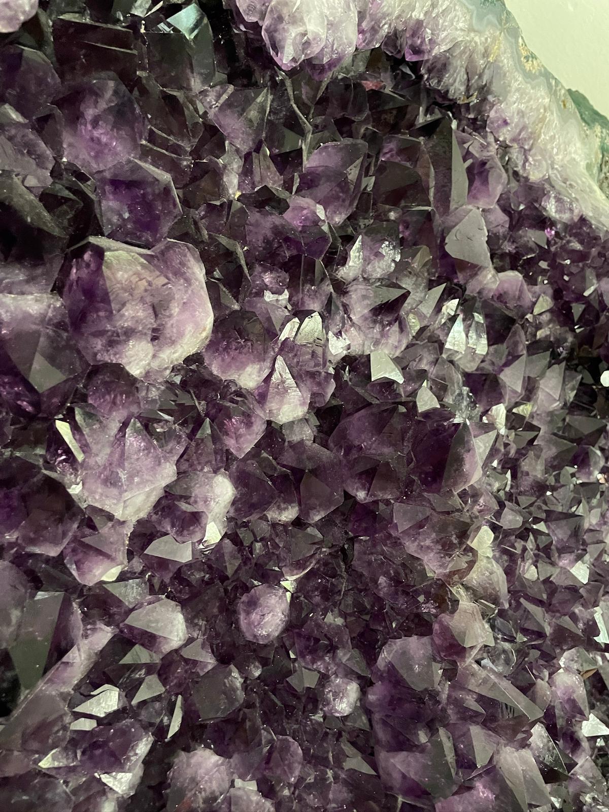 Extrem seltener Amethyst Donut ca. 100 kg – außergewöhnliche Naturform für anspruchsvolle Sammler & Dekoration