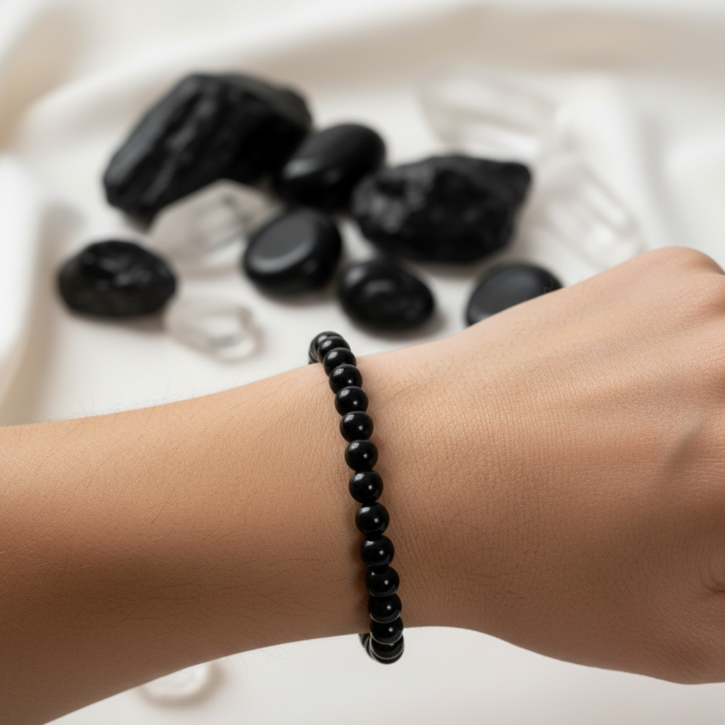 Obsidian Armband schwarz 6 mm – Schutz, Klarheit & Erdung als kraftvoller Begleiter im Alltag